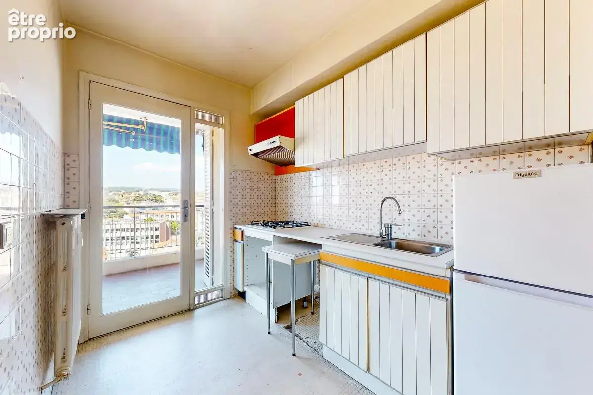 Cannes Montrose - 2 pièces 50m2 - Dernier étage - Vue mer - Cave - Garage - photo 7