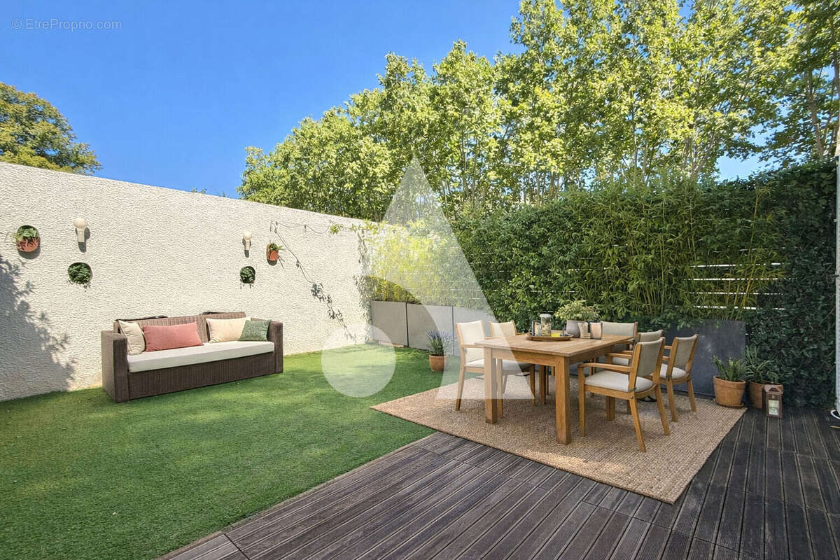 Maison à LE THOLONET