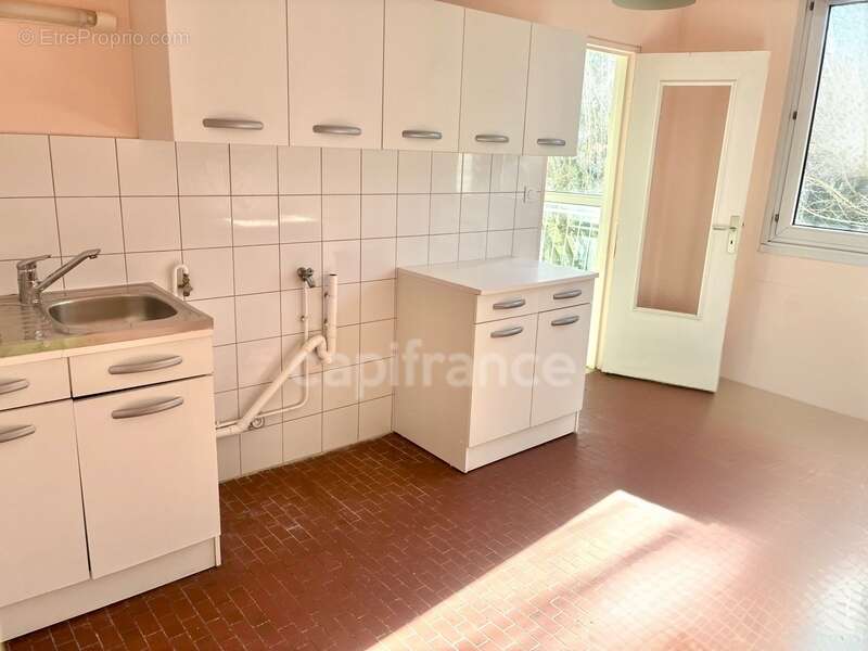 *Caucriauville*Appartement T3 de 70 m² exposé Sud/Ouest avec Ascenseur – Idéal résidence principale ou investissement - photo 2