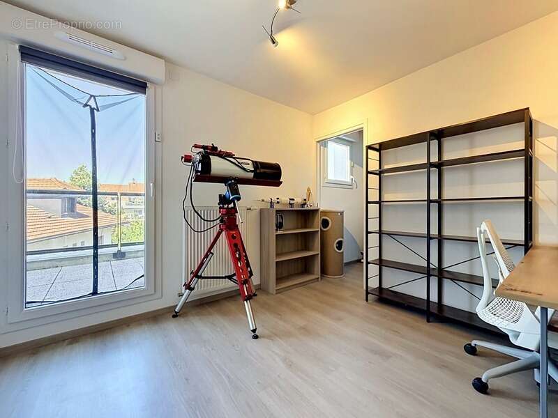 Appartement à VILLE-LA-GRAND