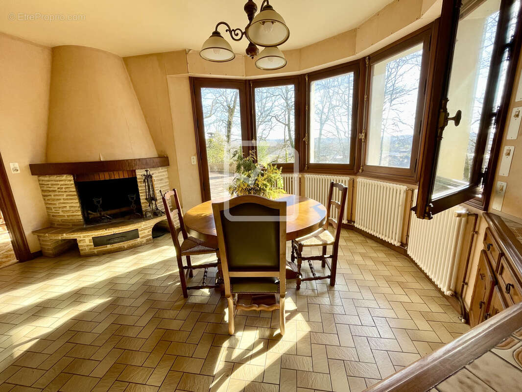 Maison à MALEMORT-SUR-CORREZE