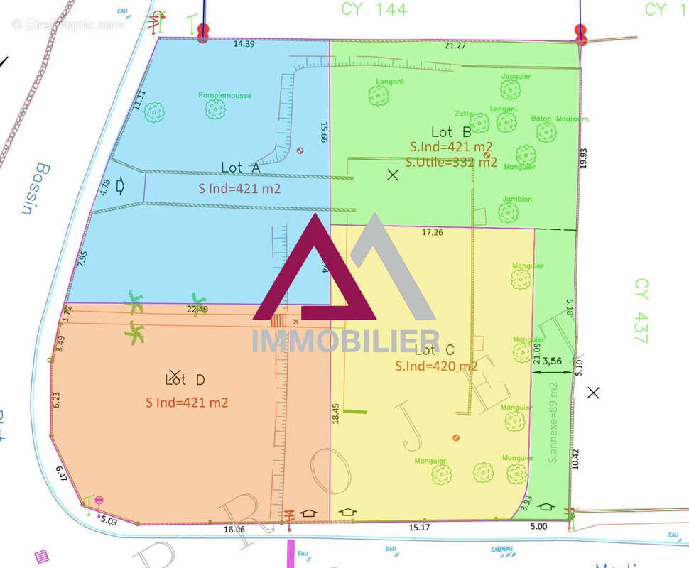 Terrain à SAINT-PIERRE