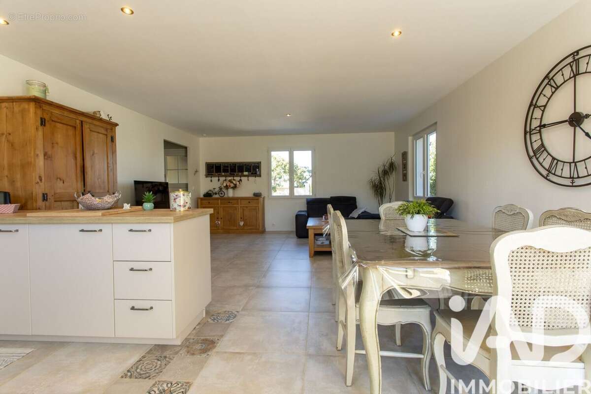 Photo 5 - Maison à ROCHEFORT-DU-GARD