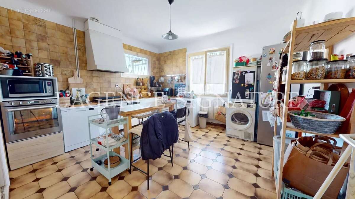 Maison à SAINT-LAURENT-DU-VAR