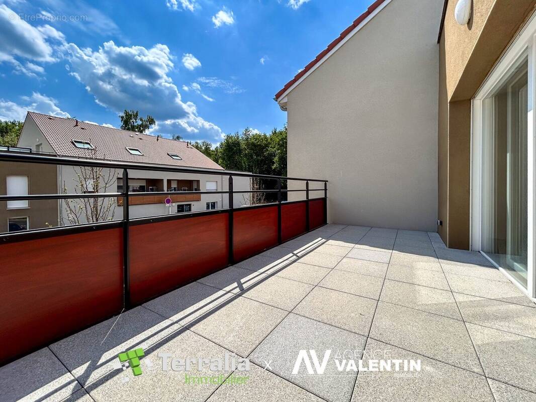 Appartement à NORROY-LE-VENEUR