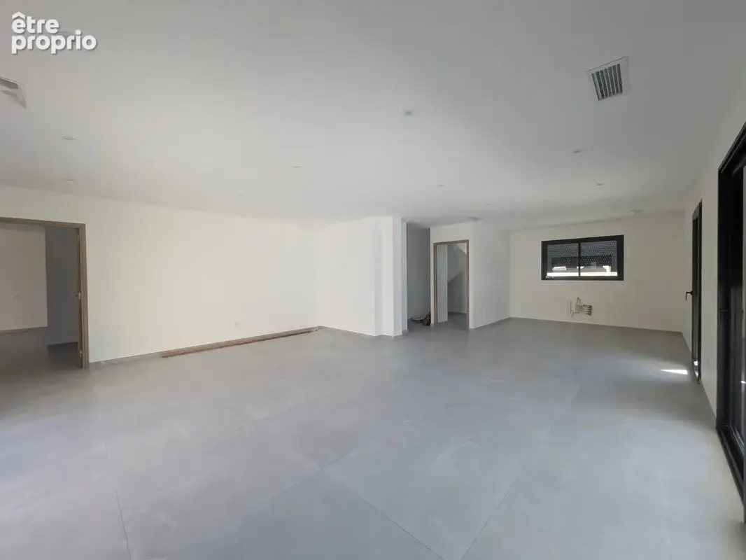 Granges les Beaumont Maison T5 contemporaine - photo 10
