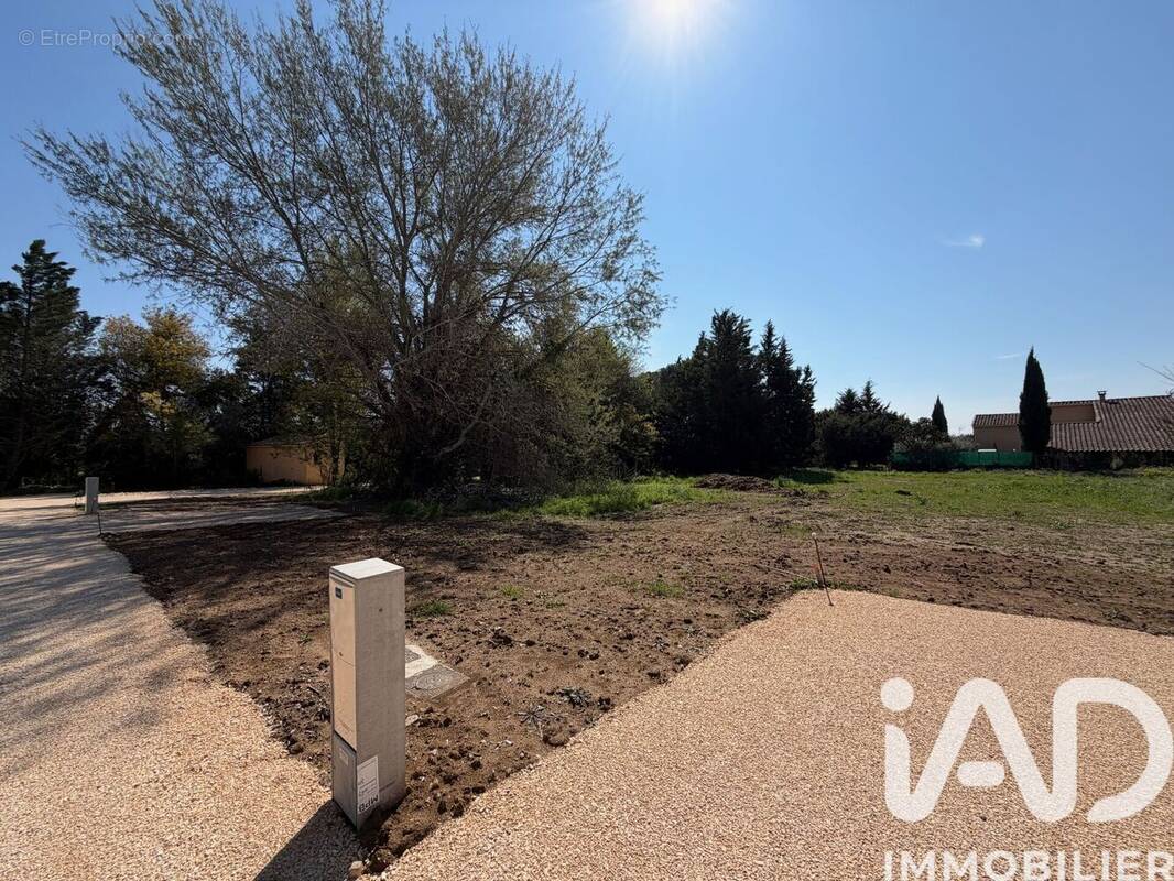 Photo 1 - Terrain à SAINT-QUENTIN-LA-POTERIE