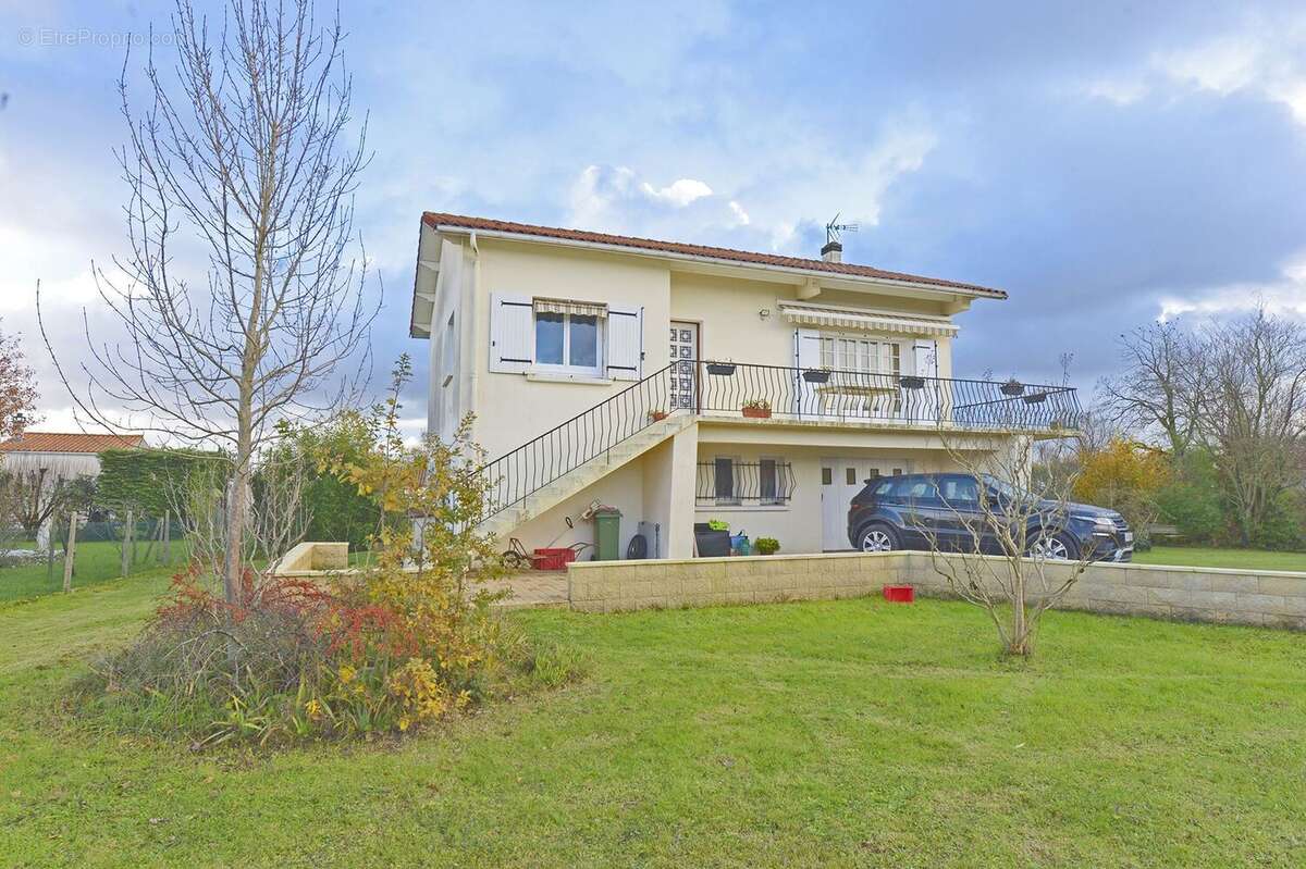 Maison à SAINT-GEORGES-DE-DIDONNE