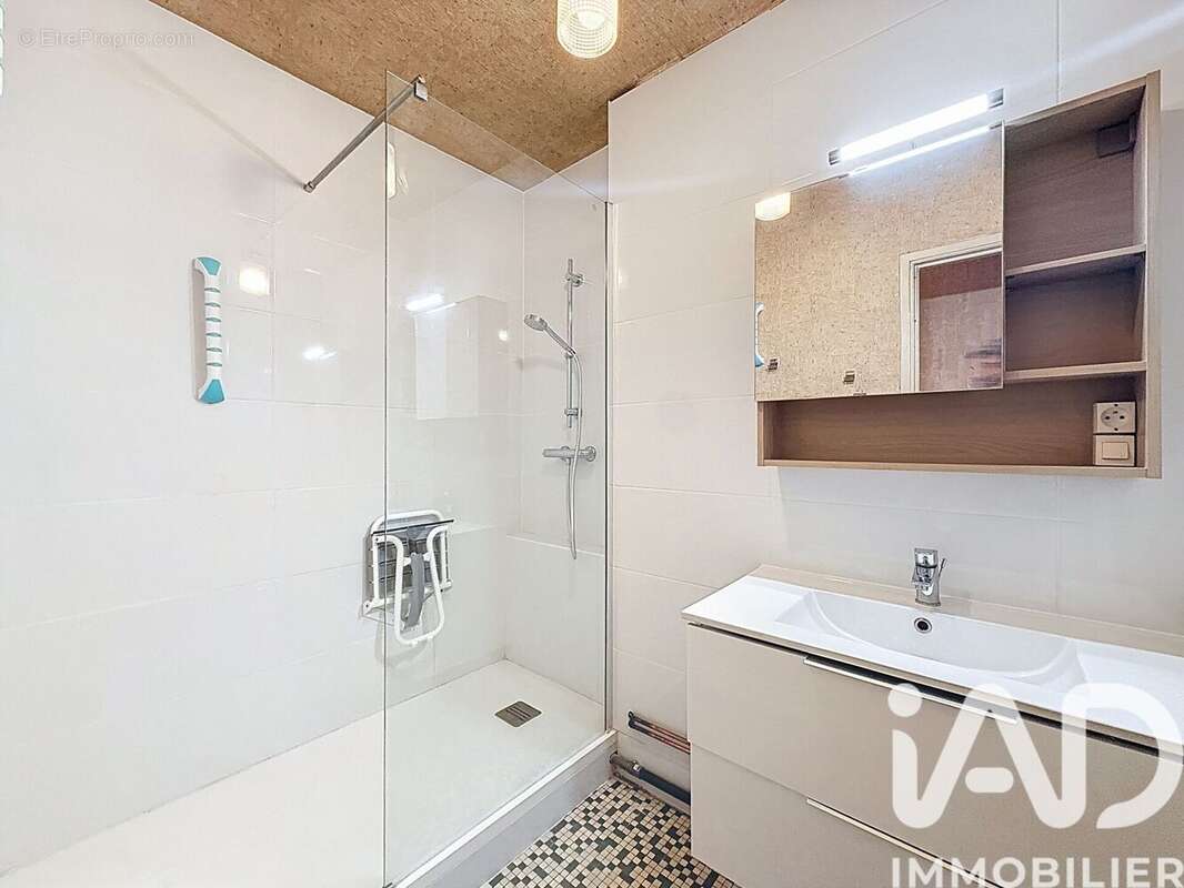 Photo 9 - Appartement à EPINAY-SUR-SEINE