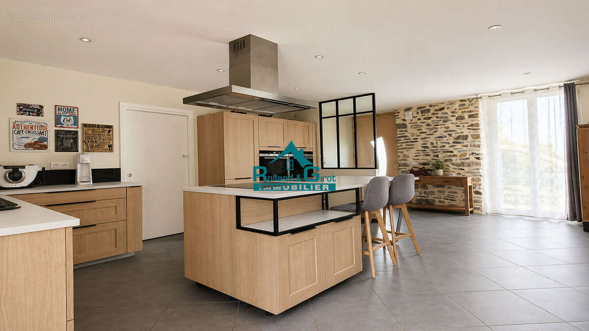Maison Livre Sur Changeon - photo 2