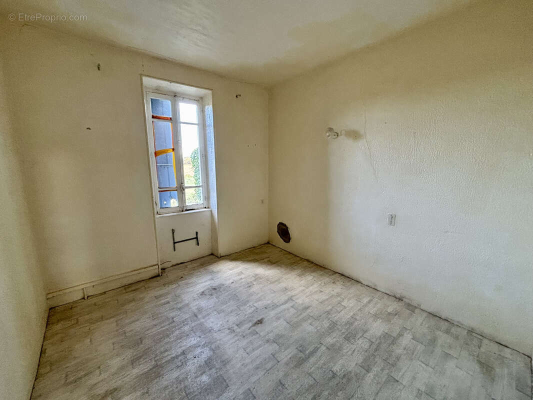 Maison à COLONZELLE