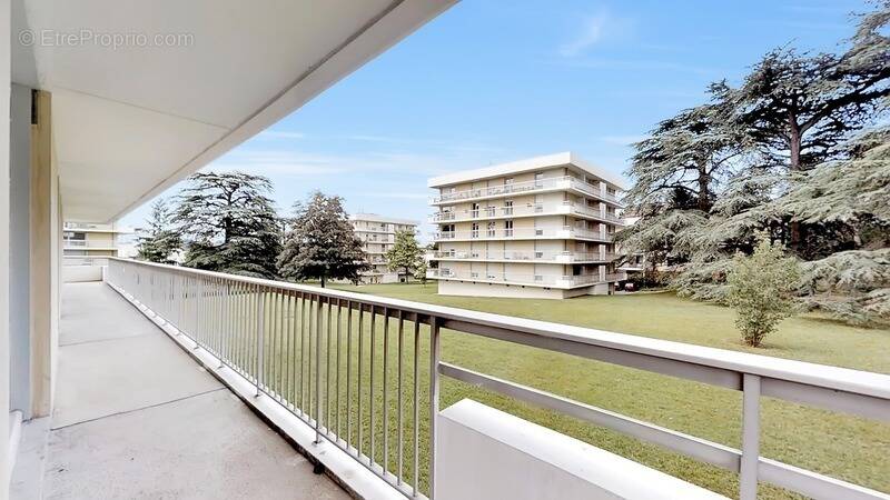 Appartement à LYON-9E
