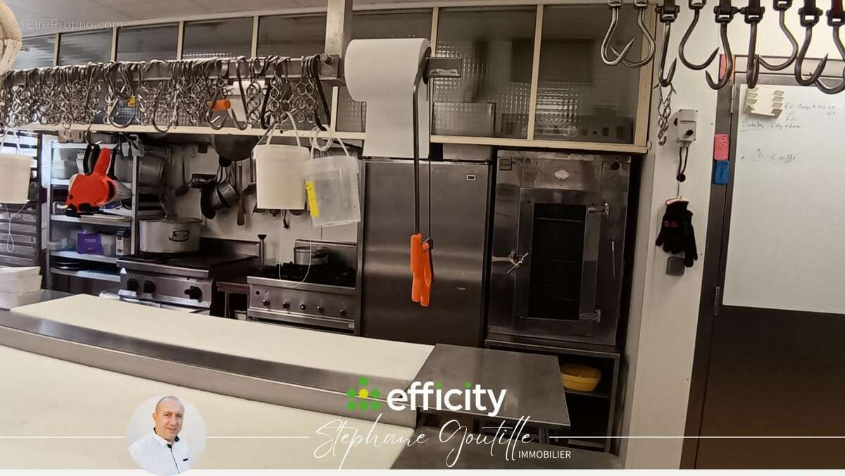 Commerce à L&#039;ARBRESLE