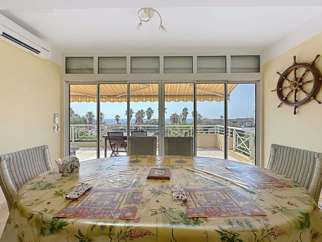 Maison à FREJUS