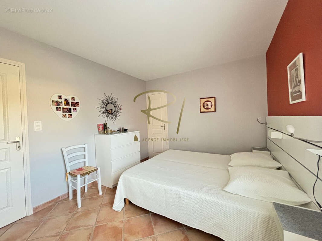 Ruoms belle villa avec piscine - photo 9