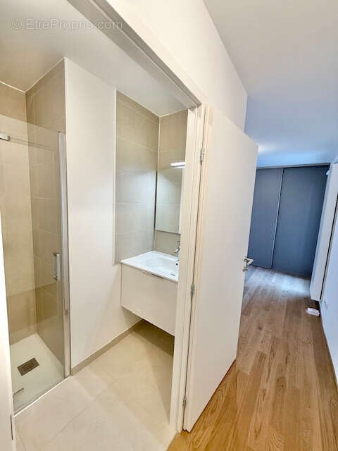 Appartement à FERNEY-VOLTAIRE