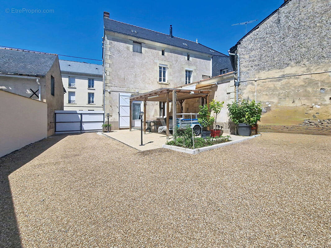 Maison à DOUE-LA-FONTAINE