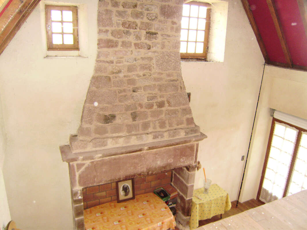 Maison à SAINT-CYPRIEN-SUR-DOURDOU