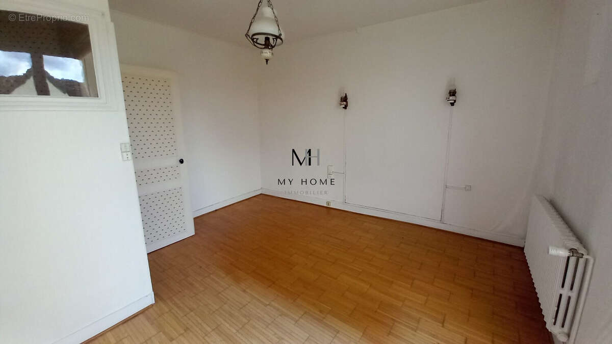 Maison à MAMERS