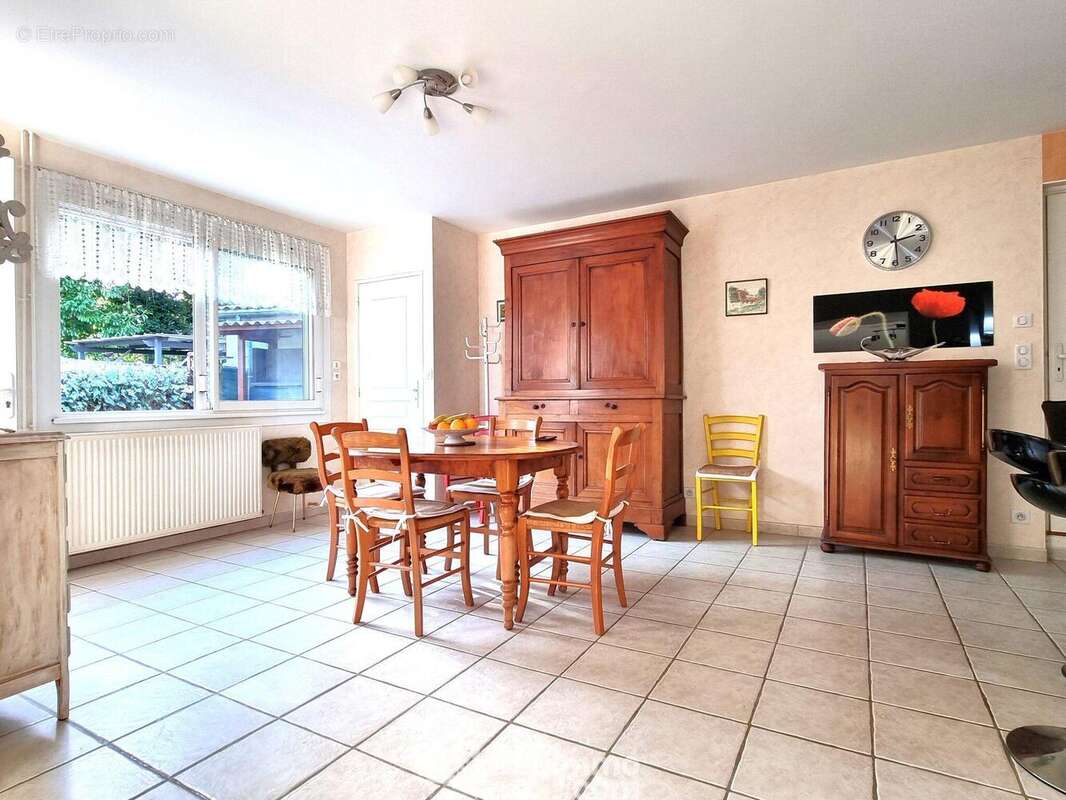 Maison 99 m² à Montamise  - photo 24