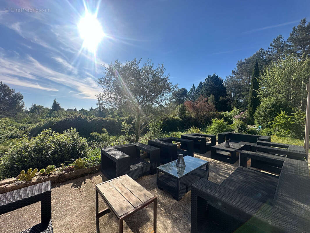 Maison 110m² à saint-maximin-la-sainte-baume - photo 2