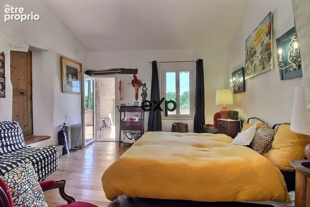 Maison 5 pièces 205 m² à vendre à Suze-La-Rousse (26790) - photo 8