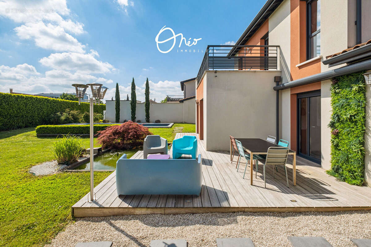 Maison à MIONS