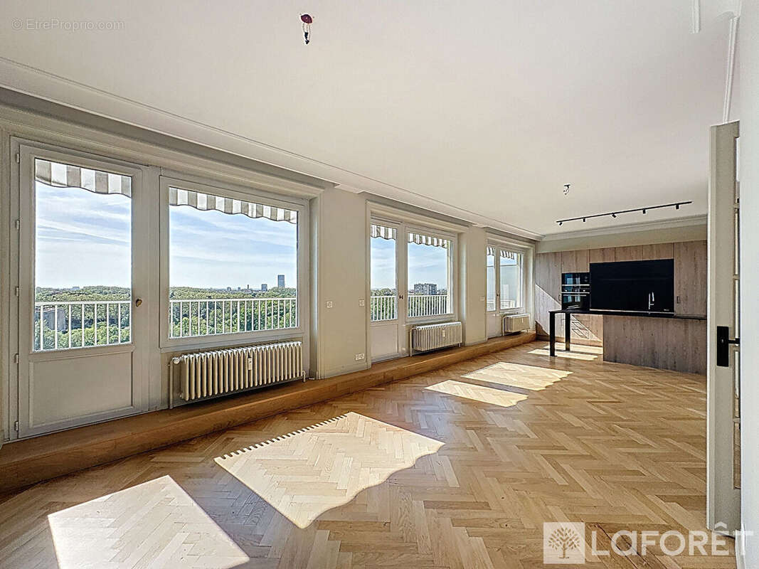 Appartement à LYON-6E
