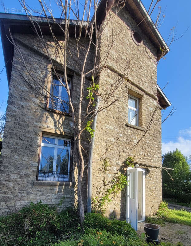 Maison à CHATEAU-THIERRY