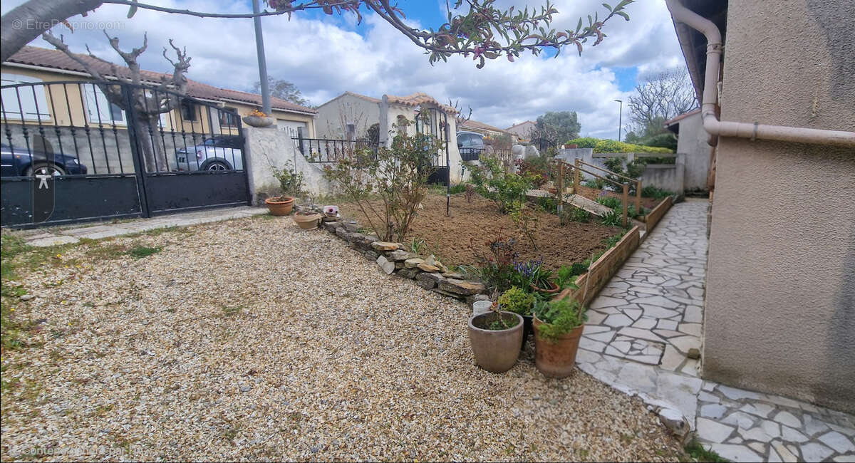 Maison à PENNAUTIER