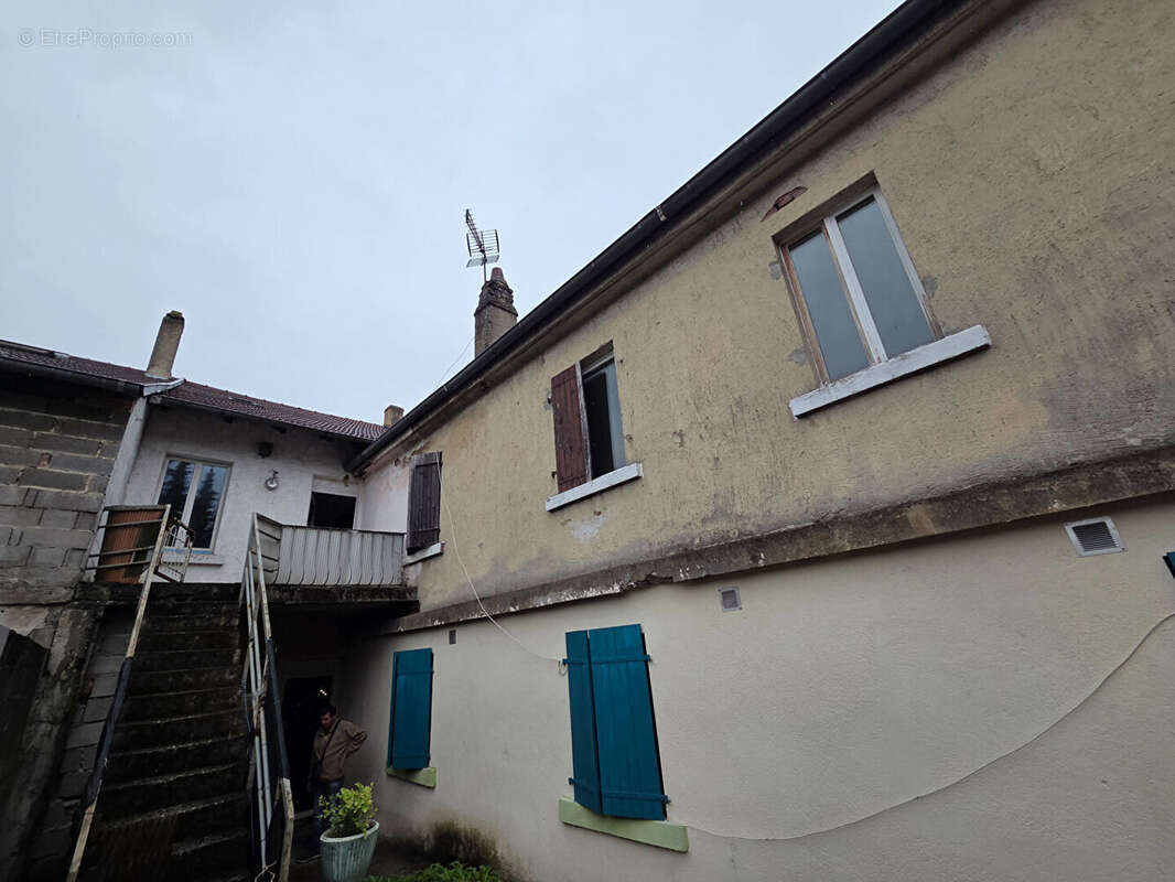 Immeuble Freyming Merlebach 8 pièces - photo 4