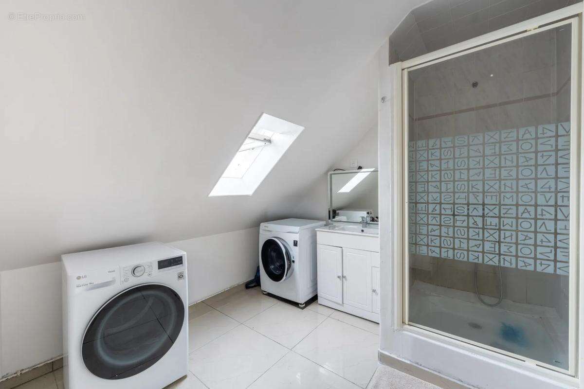 Maison de 6 pièces de 100 m² à Ézy-sur-Eure - photo 16