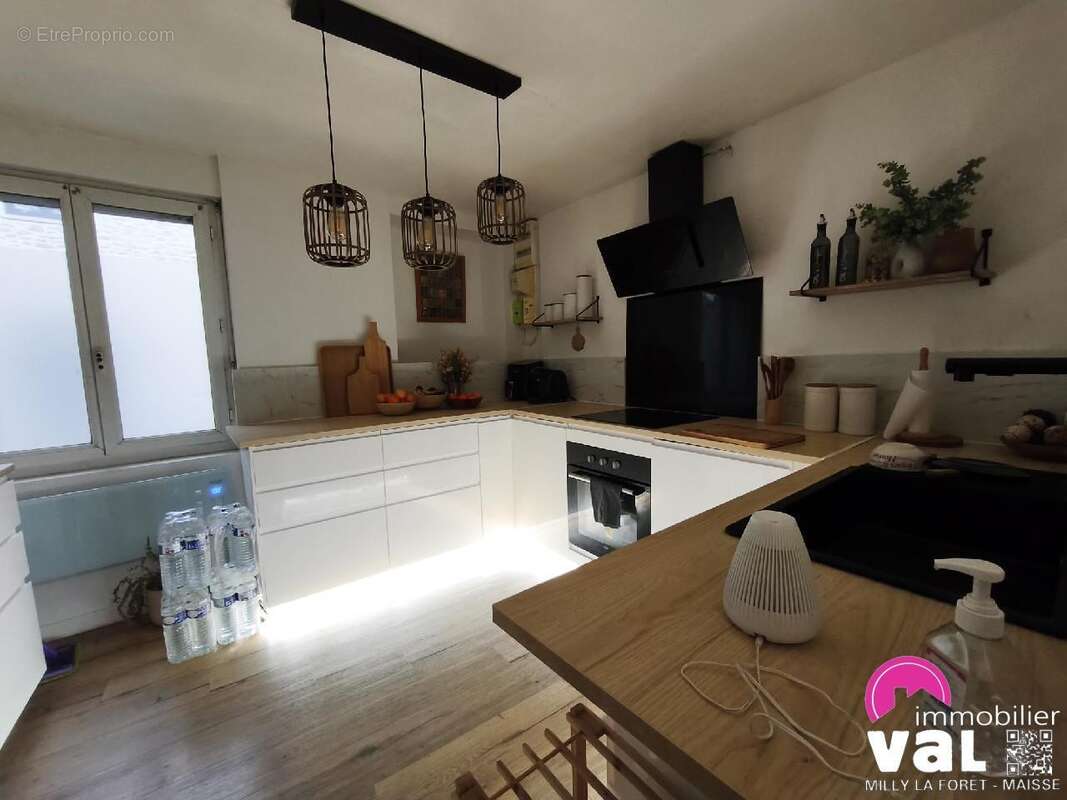 Maison à MILLY-LA-FORET