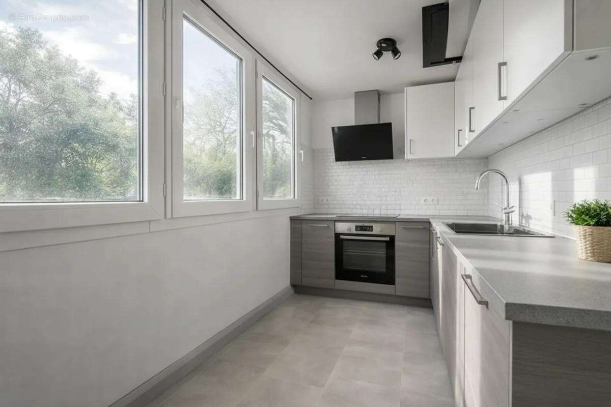 Appartement à AUBERVILLIERS
