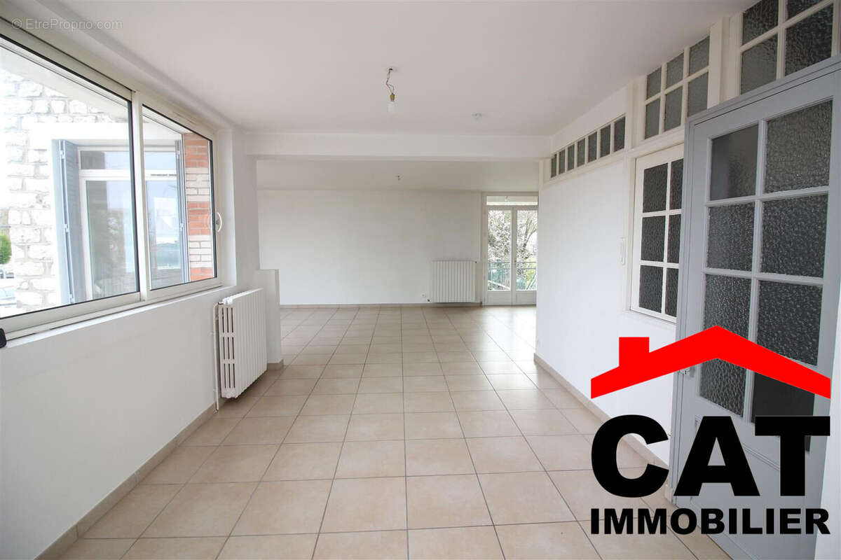 Maison à MORET-SUR-LOING