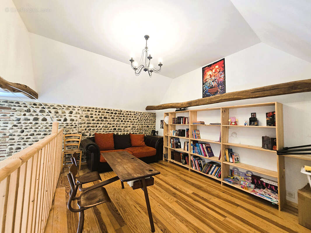 Maison à MAZEROLLES