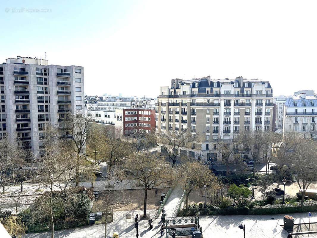 Appartement à PARIS-11E