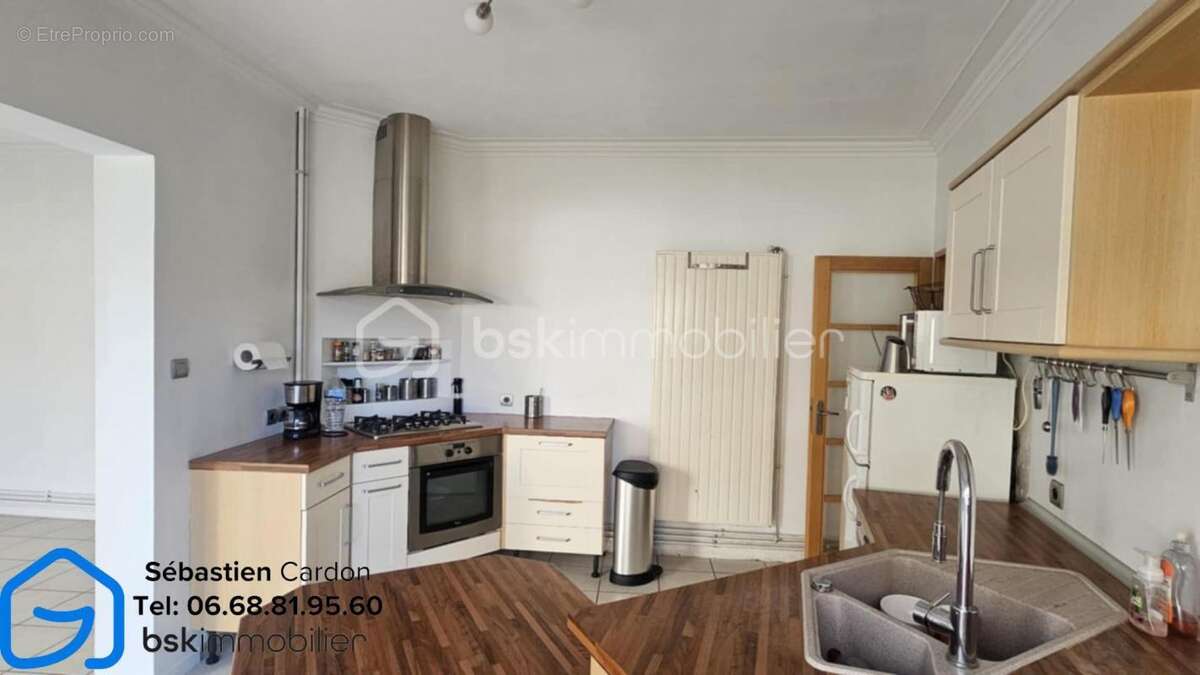 Maison à COURRIERES