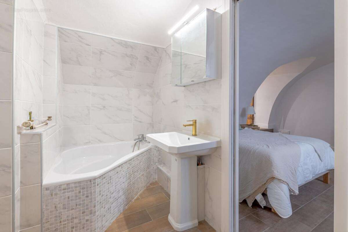 Appartement à SOISY-SUR-SEINE