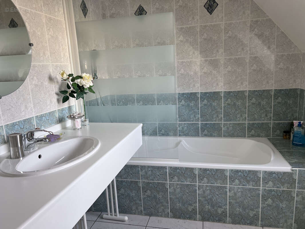 Erquy 22430, venez déposer vos valises dans cette belle maison avec très belle vue de 181 m2 - photo 16