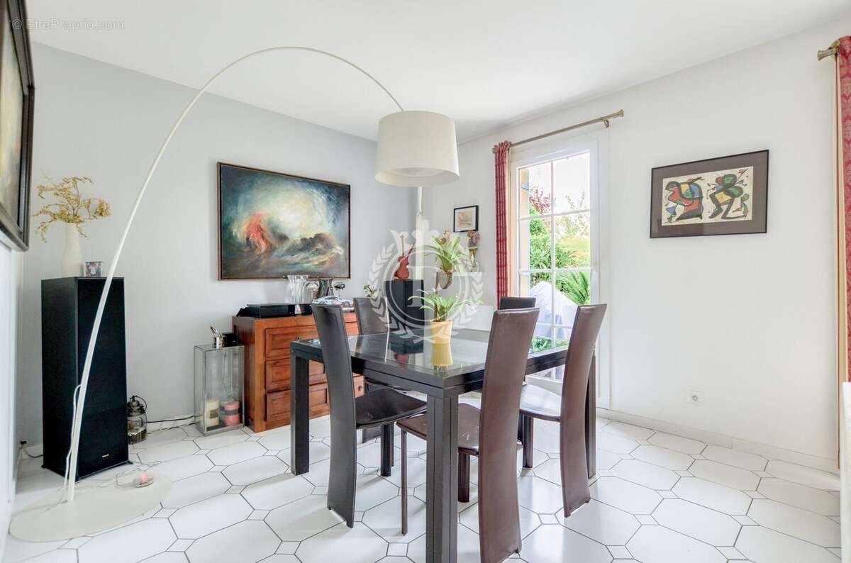 Maison à CERGY