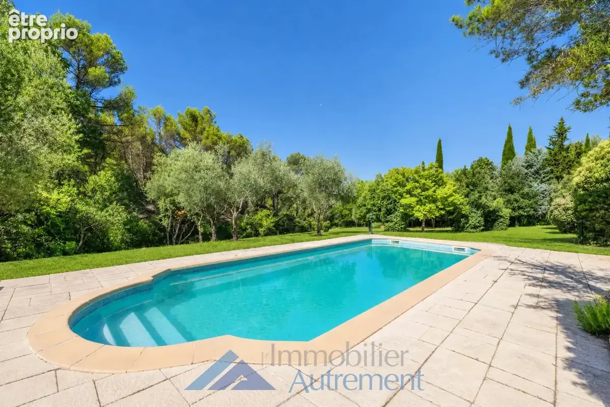 Villa provençale avec piscine à Beaurecueil - photo 3