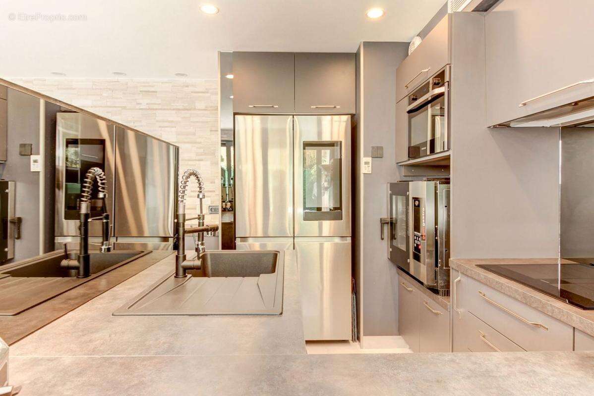 Appartement à BEAULIEU-SUR-MER