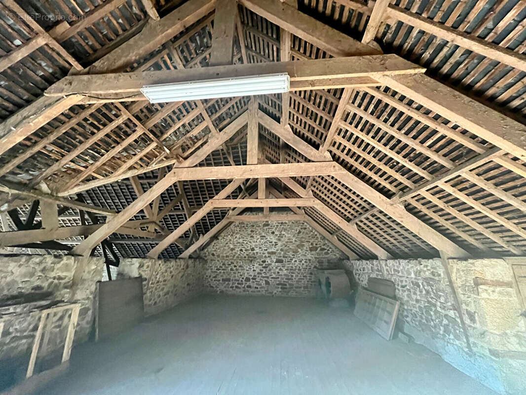 Maison à YFFINIAC