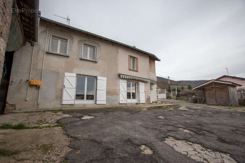 Dpt Rhône (69), à vendre AVEIZE,  Ferme, 4 chambres et nombreuses dépendances - photo 28