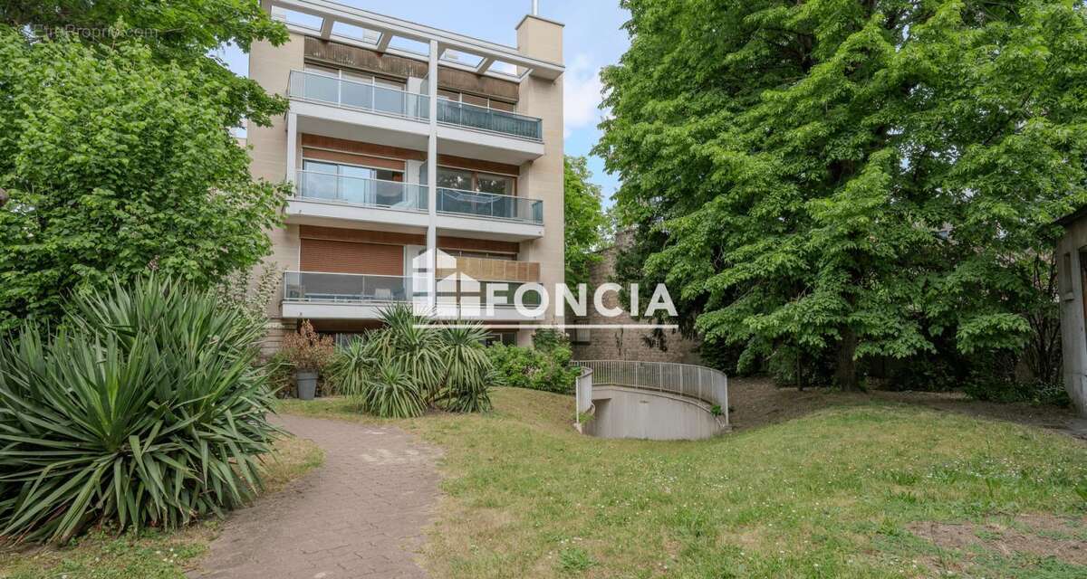 Appartement à RUEIL-MALMAISON