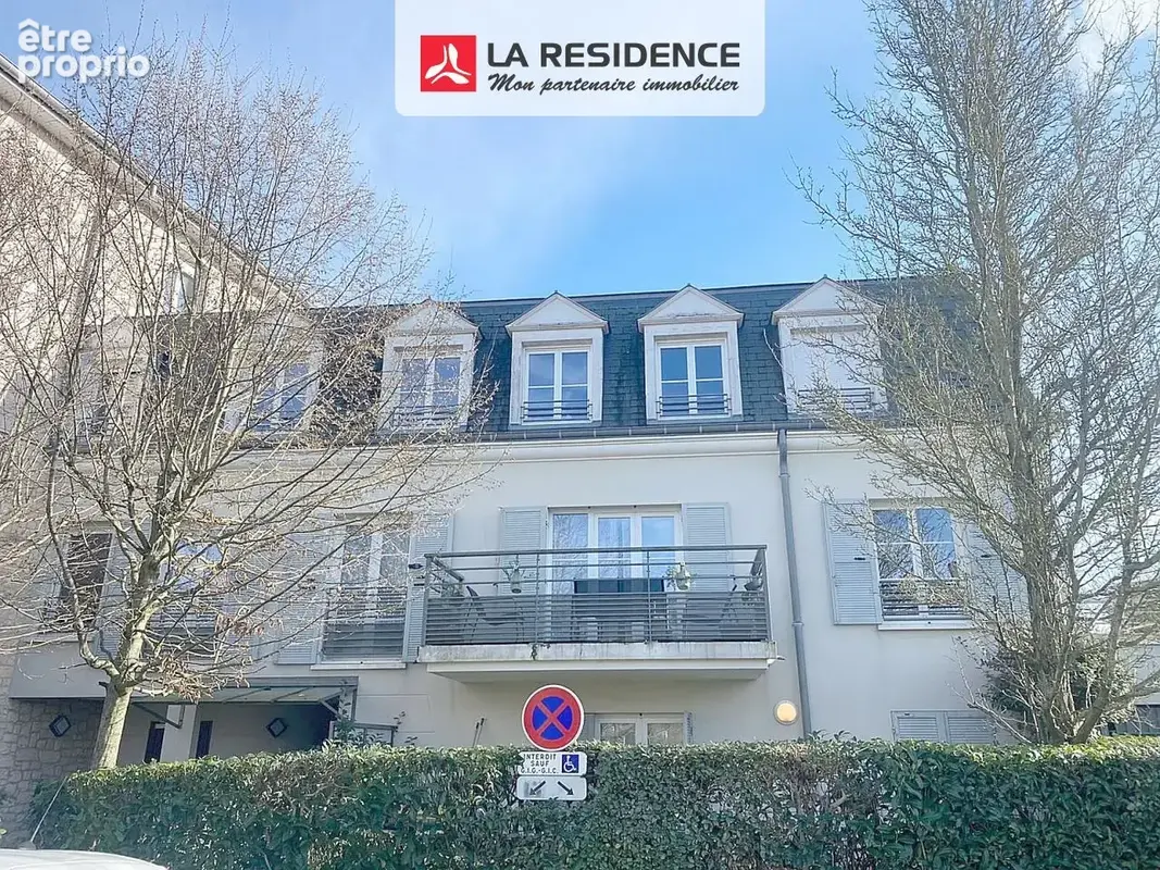 Appartement à SAINT-PIERRE-DU-PERRAY