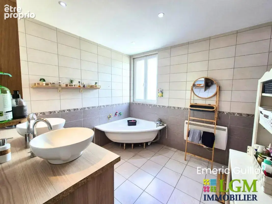  Maison de plain-pied - Grand Garage - Cave - Terrain clos - La Chapelle-Vendômoise (41330) - photo 11