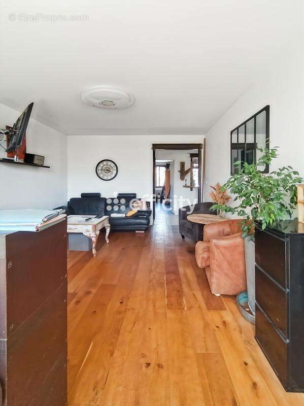 Maison 140 m² à La Rochelle  - photo 8