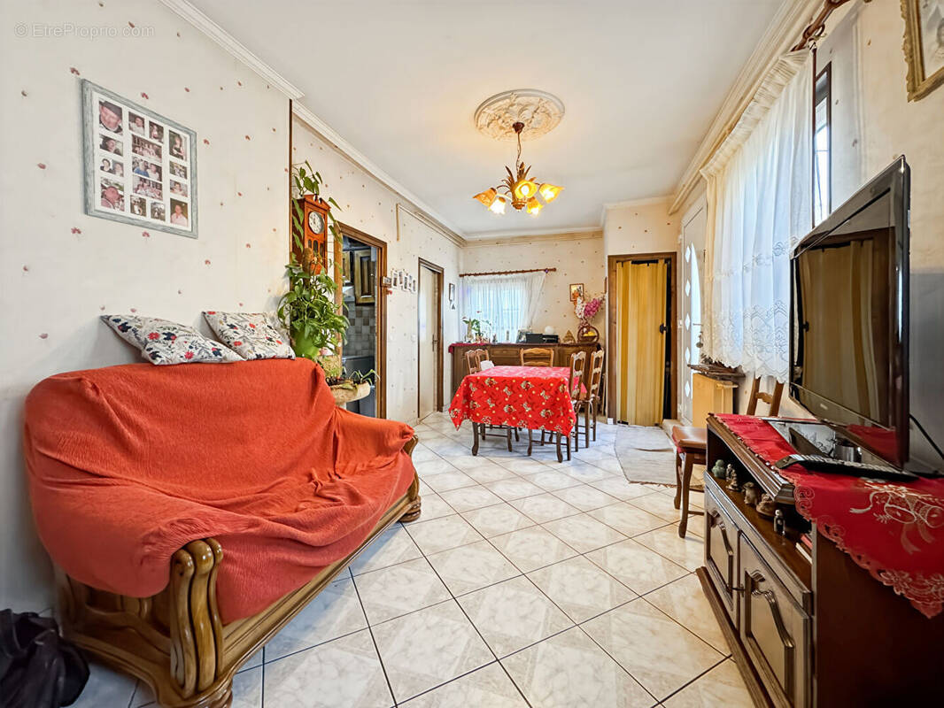 Maison à MONTREUIL